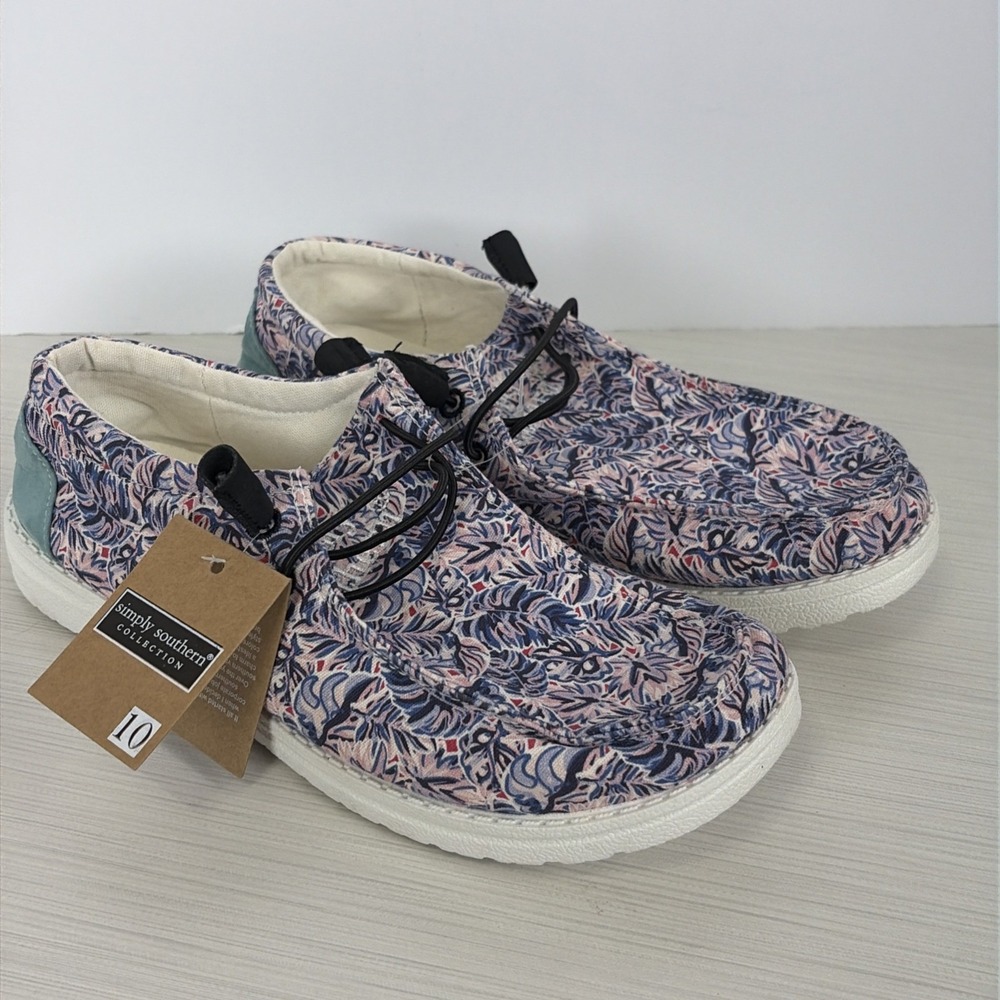 Women's Simply Southern Slip-On Size 10 Blue Green Leaf Design NEW